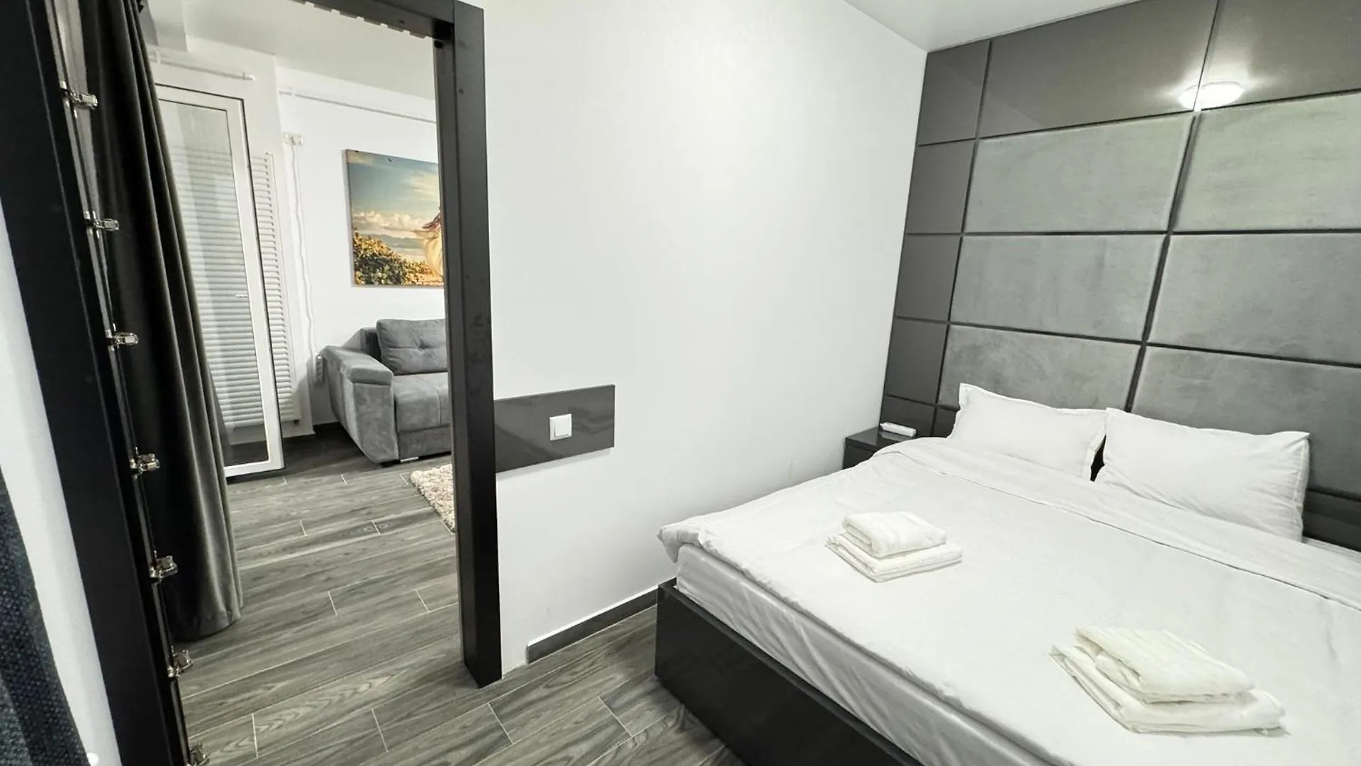 Bucharest Premium Luxury Studios & Apartments By Glam Story 0*,  Romania